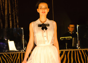 9596_carousel