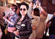069f_carousel