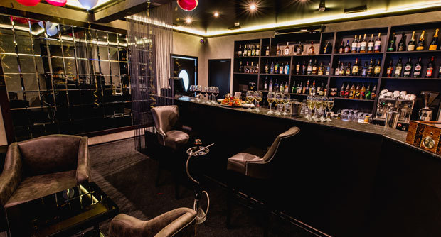 Ресторан Louis...Restaurant & Karaoke