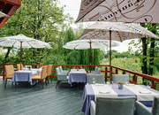 Chalet River Club