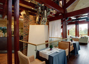 Chalet River Club