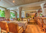 The Сад    / Зе Сад