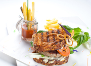 Бурый Лис и Ленивый Пес