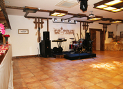 Колизей Холл