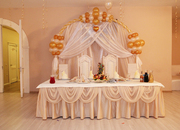 Колизей Холл