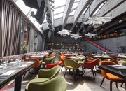 MAXIM BAR